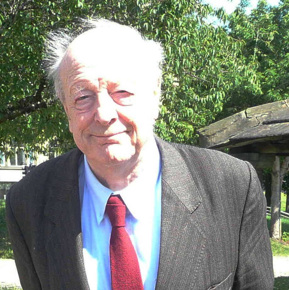 Alan Holmes